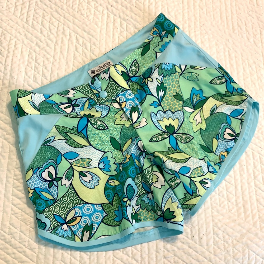 Columbia Patterned Shorts